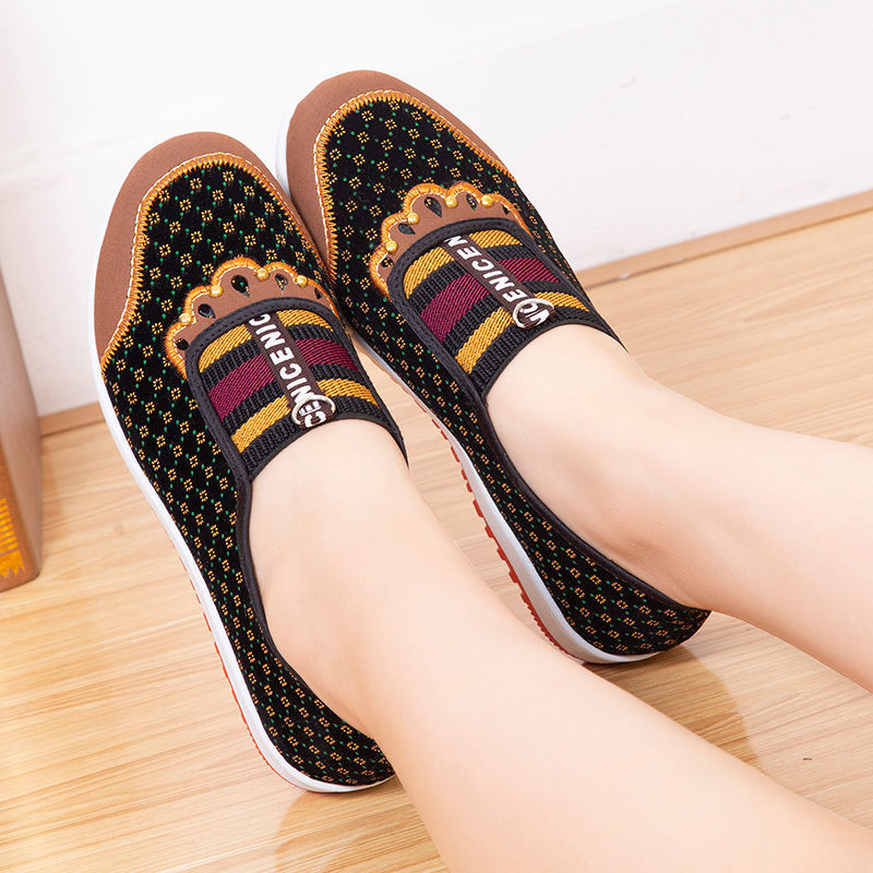Nice orthopedic comfortable and elegant walking shoes for your day of activity