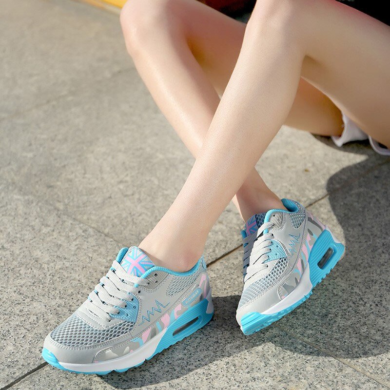 Orthopedic Comfortable and Practical Walking Shoes for a Simple and Loved Style