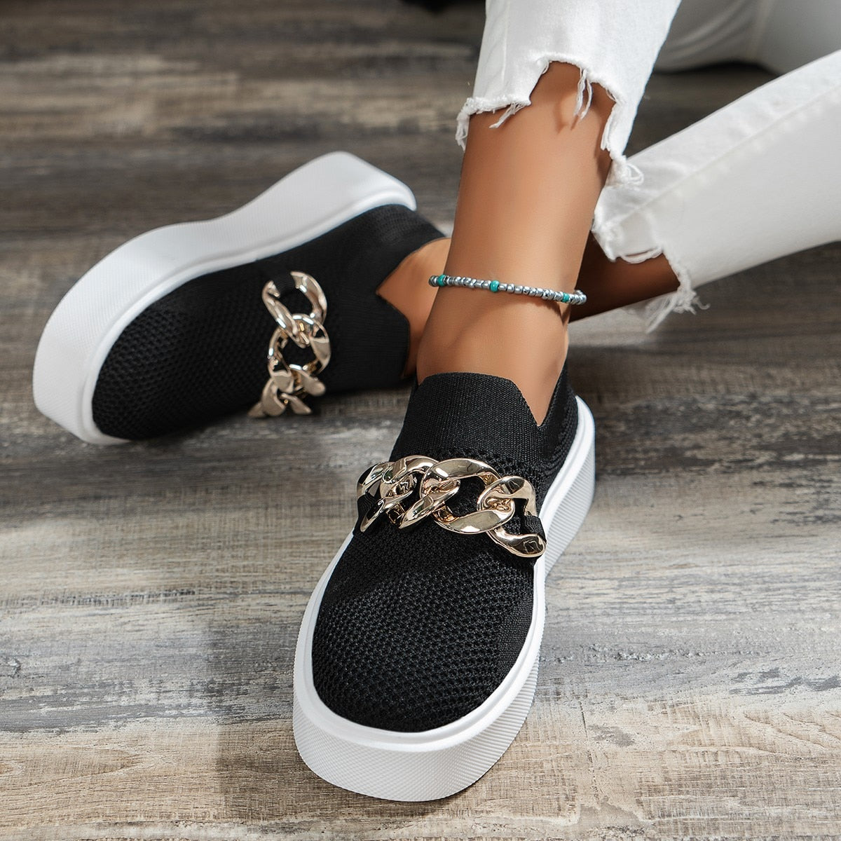 Orthopedic Women's Sports Shoes with Metal Platform for Durability and Modern Style