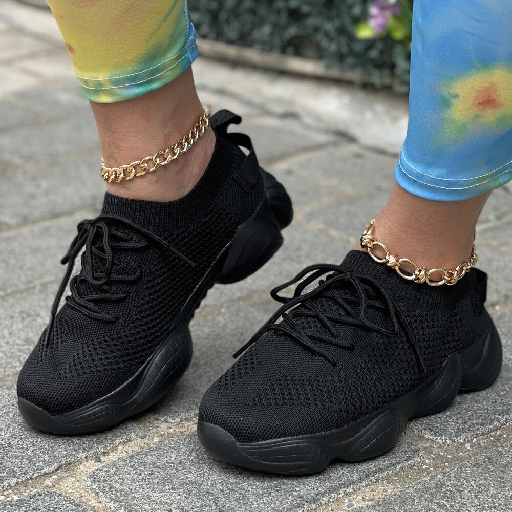 Women's Orthopedic Outdoor Sneakers with Laces β Comfortable and Stylish with Tracy