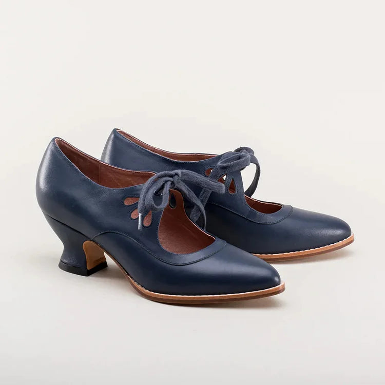 Elegant orthopedic leather shoes with high heel and original design