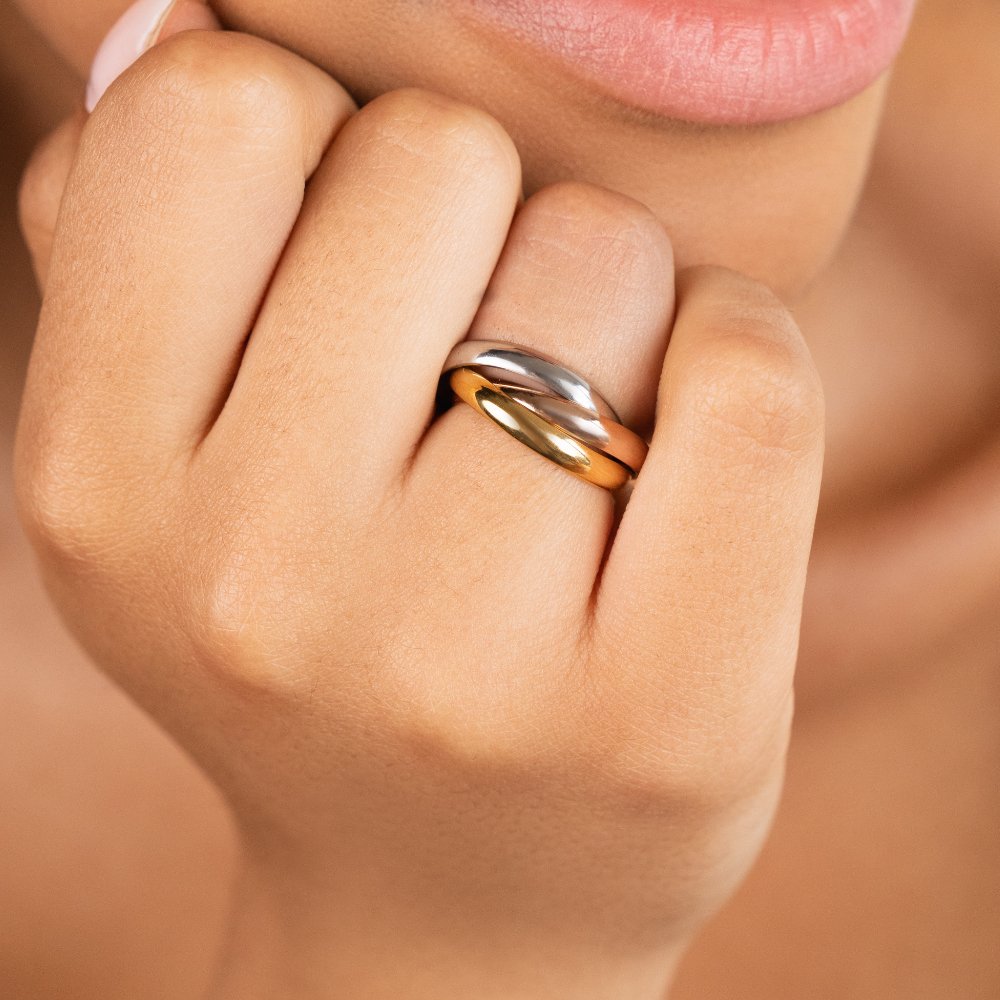 Everlynn Stunning Loop Ring in Three Unique Colors