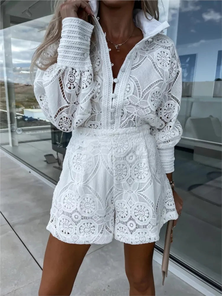 Elegant Leslie Set Featuring Items with Perfect Style and Chic