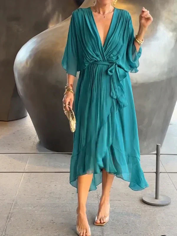 Sophie | Elegant Silk Dress with Stunning V-Cut for Perfect Style
