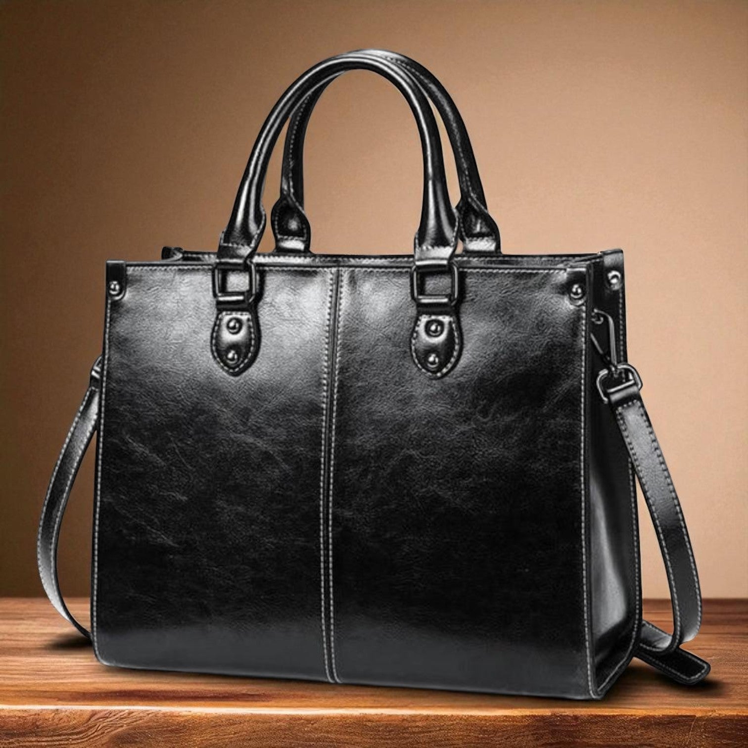 Elegant Storage Bag with Classic Design and Stylish Comfort