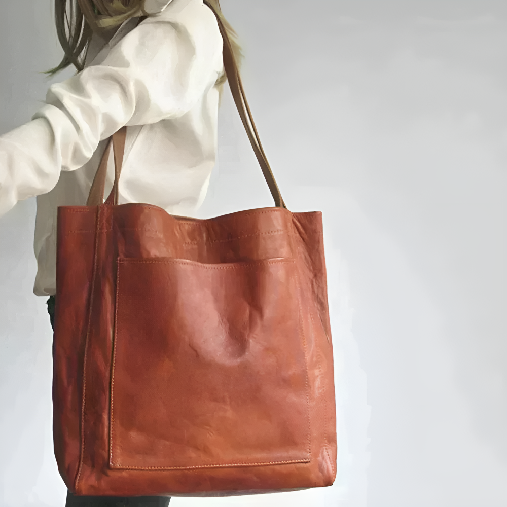 Fashionable Leather Bag and Complete Modern Style | Shira's Modern Chic