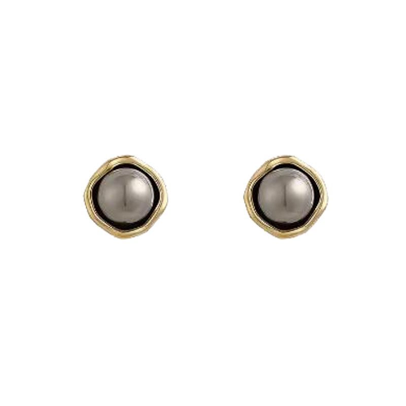 Elegant black pearl designer earrings for women