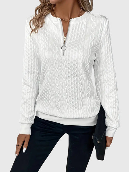 Elegant sweater with zipper for everyday stylish wear