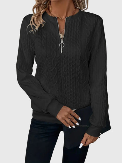 Elegant sweater with zipper for everyday stylish wear