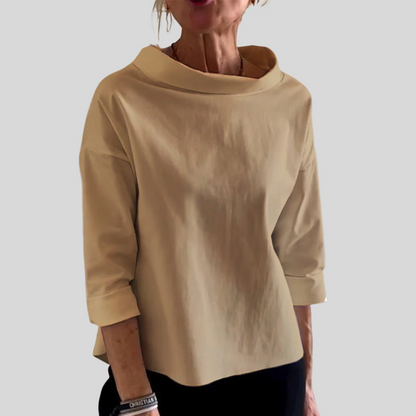 Elegant top with modern design to complete your look
