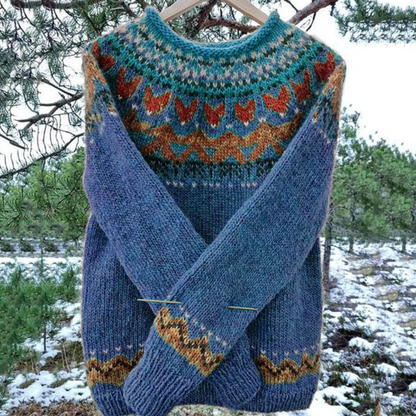 Women's Long Winter Sweater with Round Neck for Comfort and Warmth