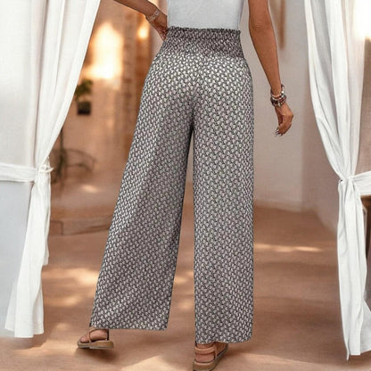 Perfect summer trousers for the Arab summer – comfortable design and a refreshing look