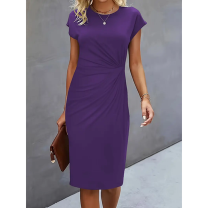 Elegant Bodice Dress for Women with Jewelry and Short Sleeves - The Perfect Look for Special Occasions