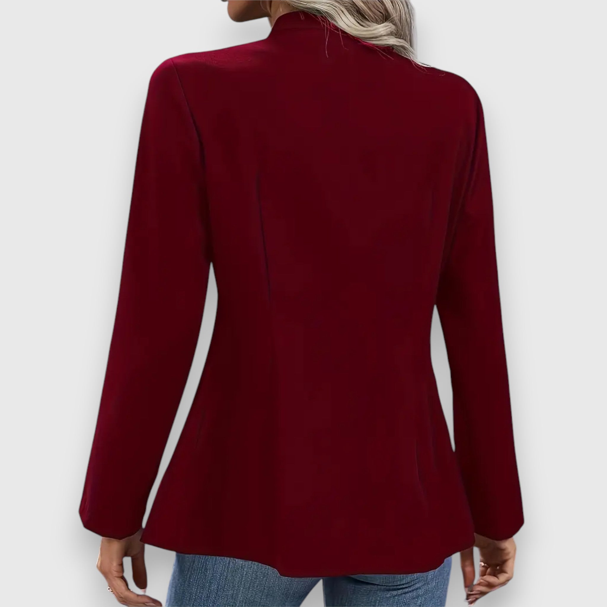 Elegant and Classic Women's Blazer – The Style That Lasts All Seasons