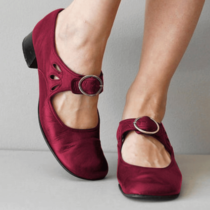 Elegant Vintage Women's Sandals with Low Heel for Perfect Comfort