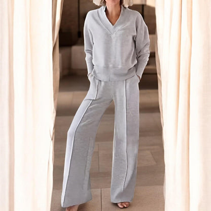 Aveline - Fashionable Women's Set That Warms the Heart