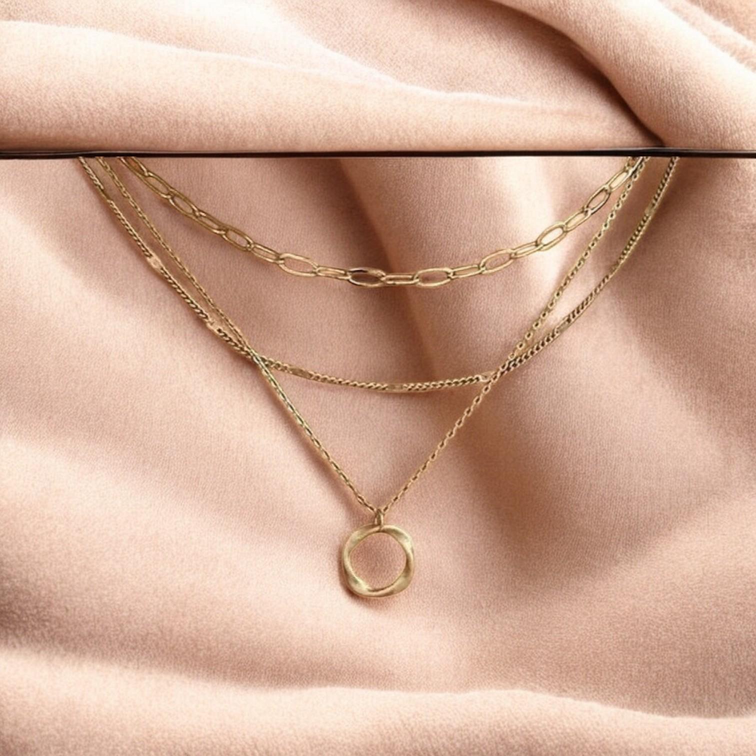 Alira - Necklace and Pendant in Charming Vintage Gold Layer