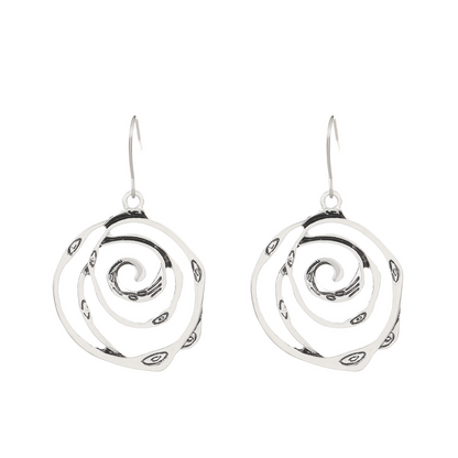 Amora – Trendy Silver Earrings in a Unique Thai Style