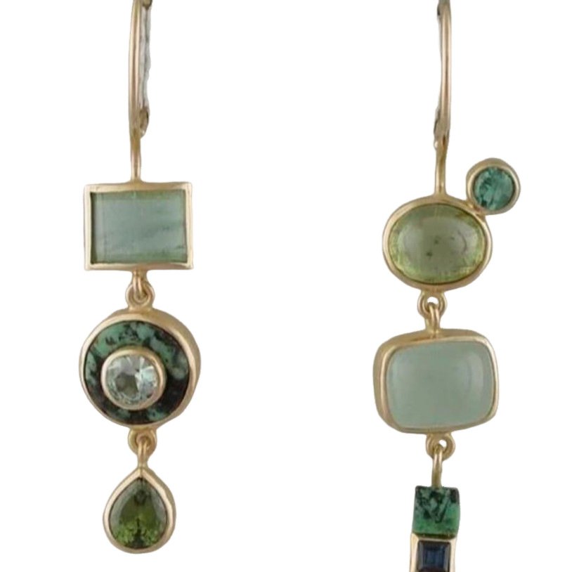 Vintage-style Green Pendant Earrings by Emily