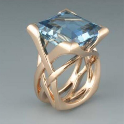 Andrea – Rose Gold Ring with Vintage Design and Stunning Blue Zirconia