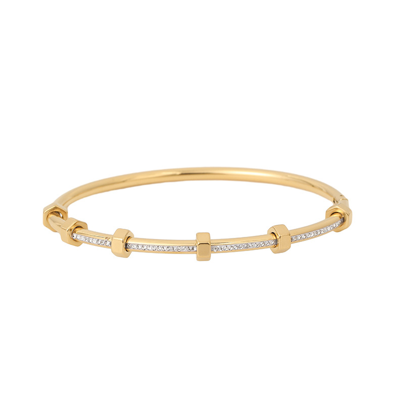 Anslee - Shiny Gold Bracelet Fashionable for an Elegant Look