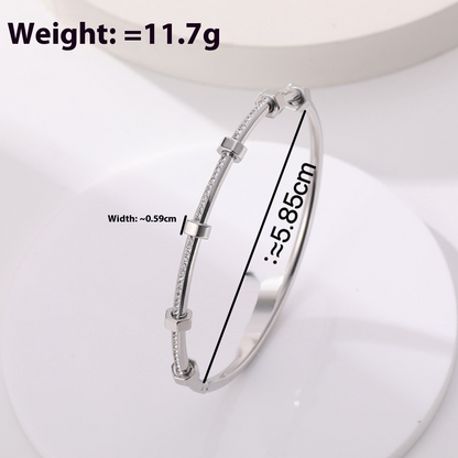 Anslee - Shiny Gold Bracelet Fashionable for an Elegant Look