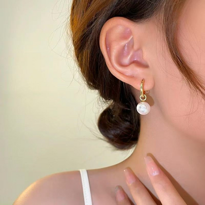 Ovi – Elegant earrings with engraved gold beads and no repairs