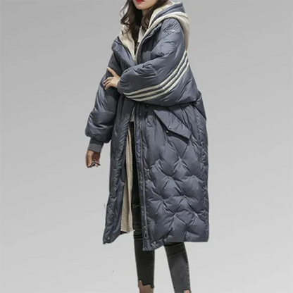 Fashionable long women's jacket that keeps you warm in style