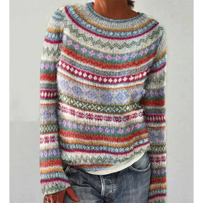Women's Warm Sweatshirt with Long Sleeves - Cozy Winter Inspiration