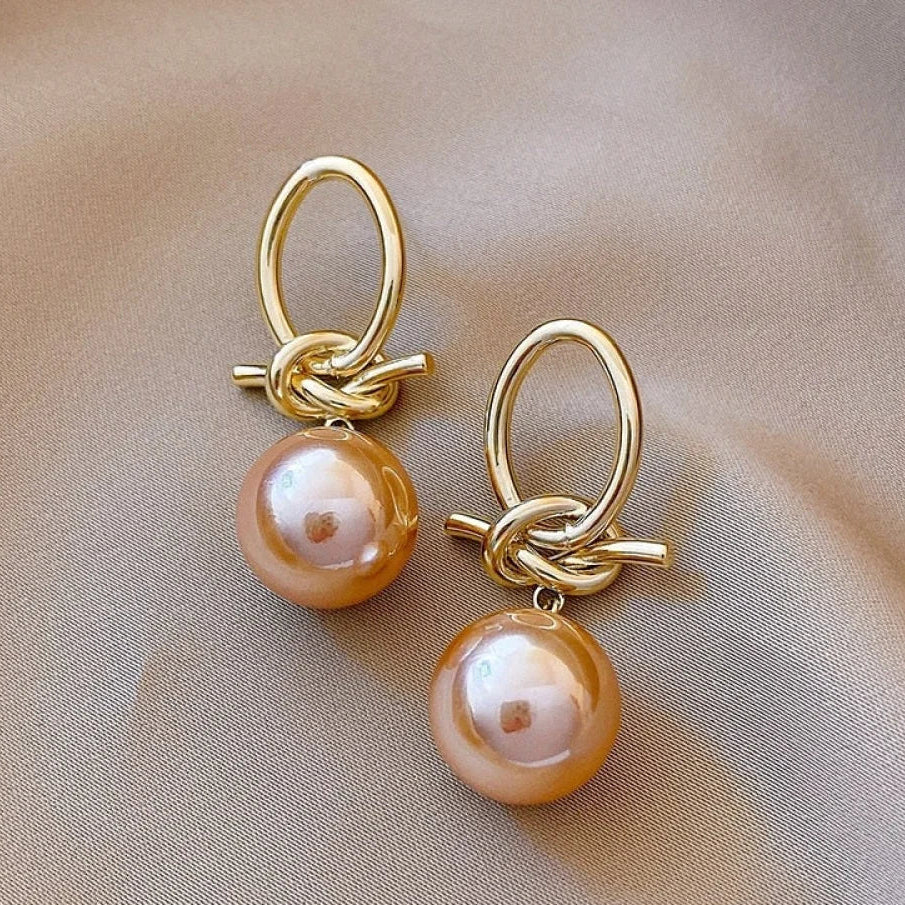 Elegant Chaim Earrings with Luxurious Stones
