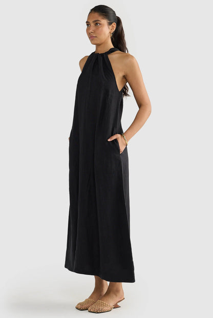 Elegant Beach Dress with Linen Belt for a Summer Style and Glamour