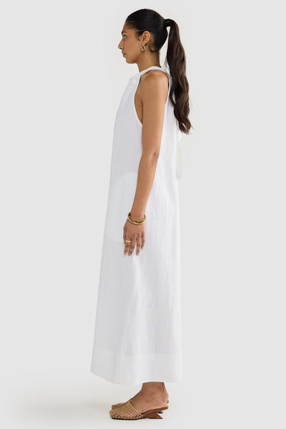 Elegant Beach Dress with Linen Belt for a Summer Style and Glamour