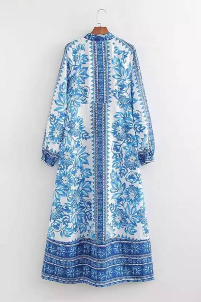 Elegant Maxi Dress with Botanical Design - A Natural and Stunning Addition for a Perfect Look