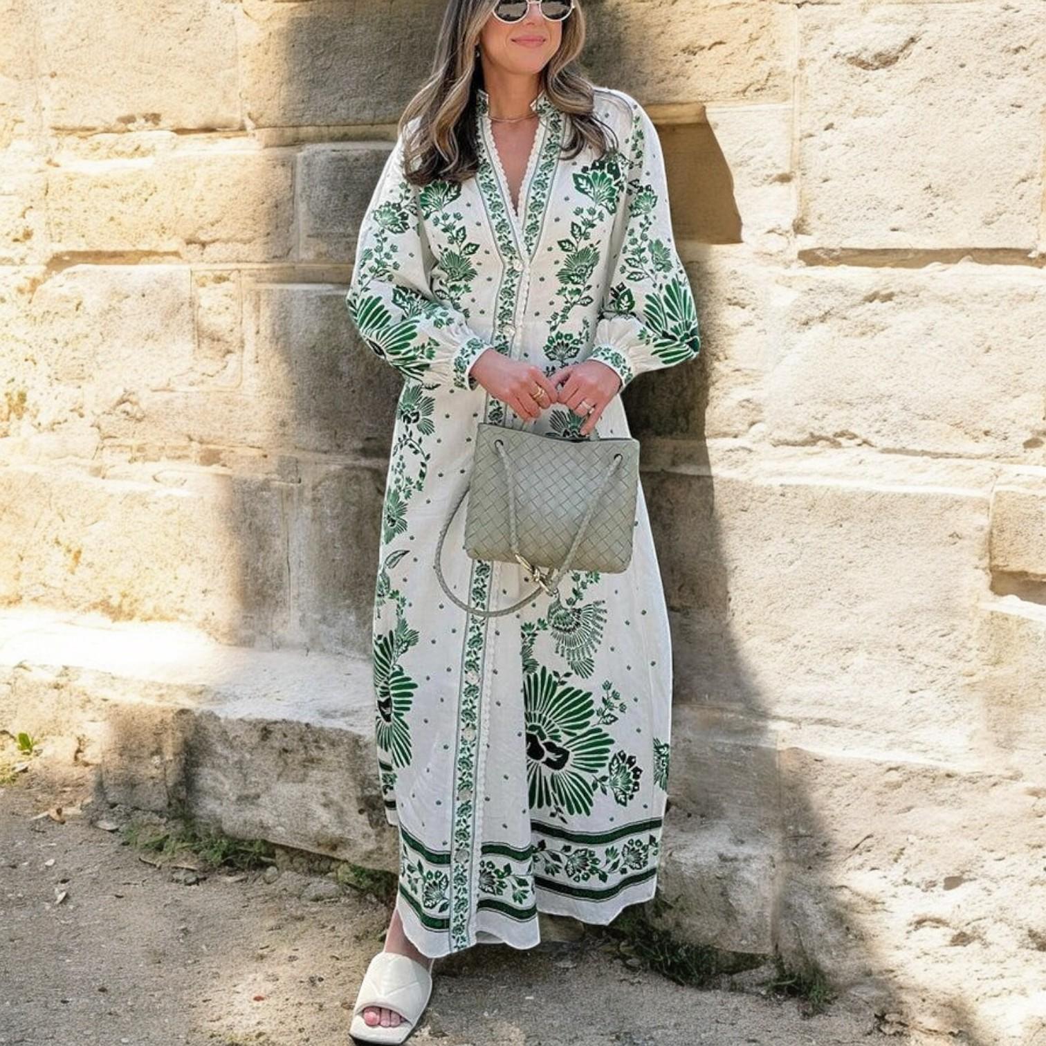 Elegant Maxi Dress with Botanical Design - A Natural and Stunning Addition for a Perfect Look