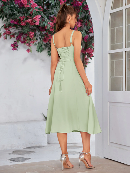 Elegant Bustier Dress with Lace Side and Adjustable Straps – A Must-Have for Special Occasions