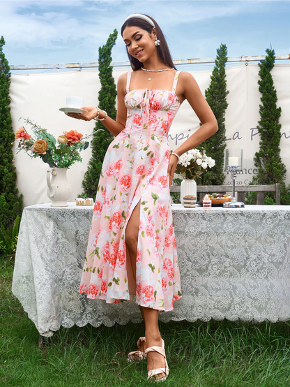 Elegant Bustier Dress with Lace Side and Adjustable Straps – A Must-Have for Special Occasions