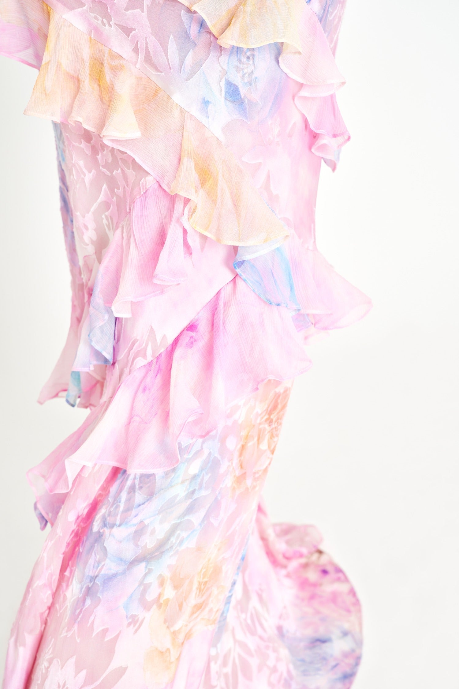 Grace Mina Elegant Dress for Women Seeking a Unique and Stunning Style