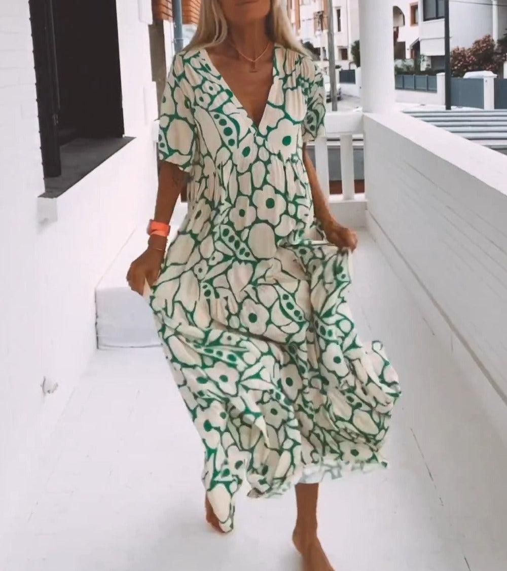 Elegant Women's Dress by Sanne in a Short Design for a Sleek and Stunning Style