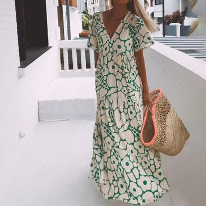 Elegant Women's Dress by Sanne in a Short Design for a Sleek and Stunning Style