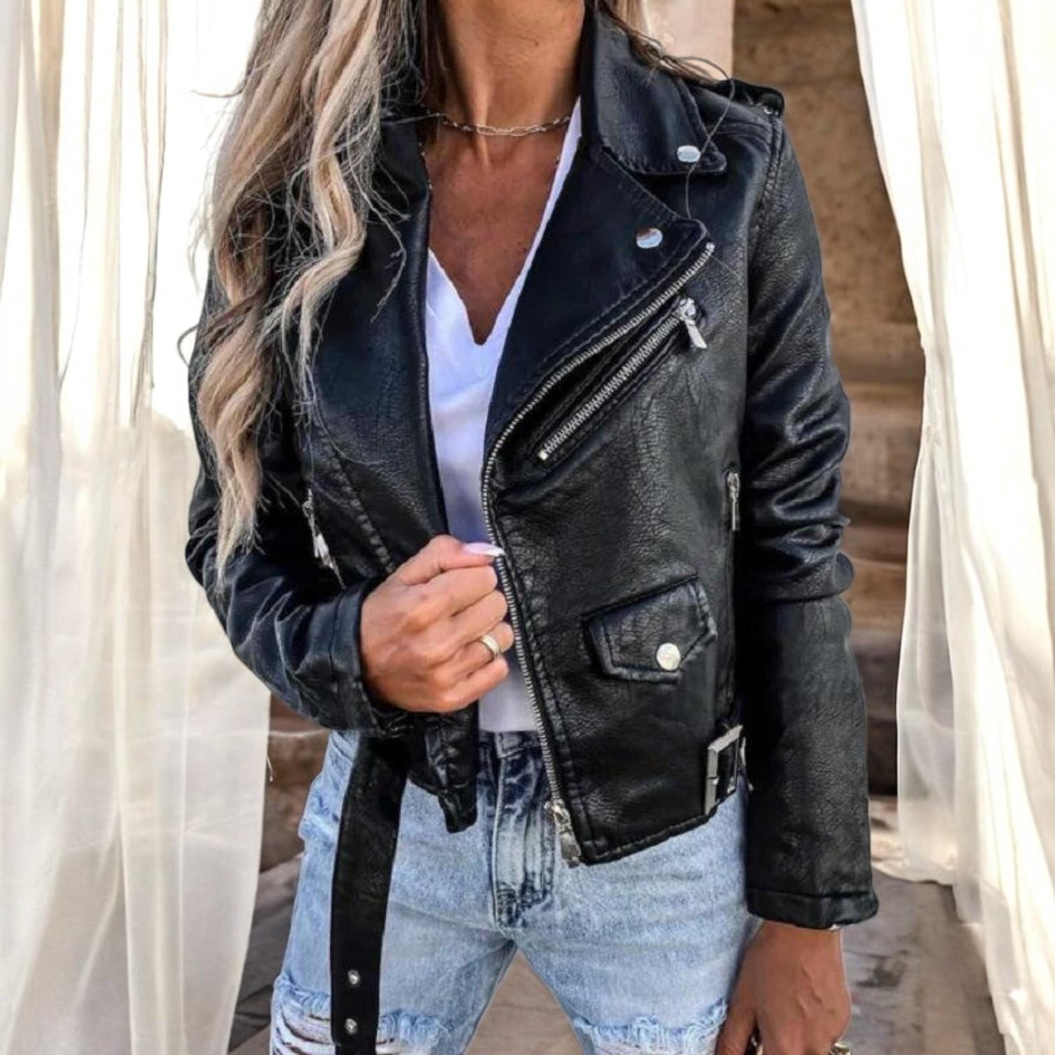 Laura | Fashionable jacket with smart reverse design for a modern and unique look