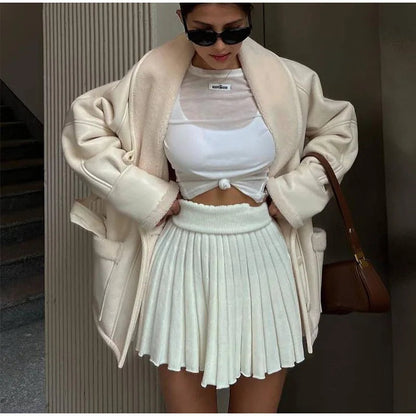 Johanna | Elegant matching set with a stylish belt for the perfect look