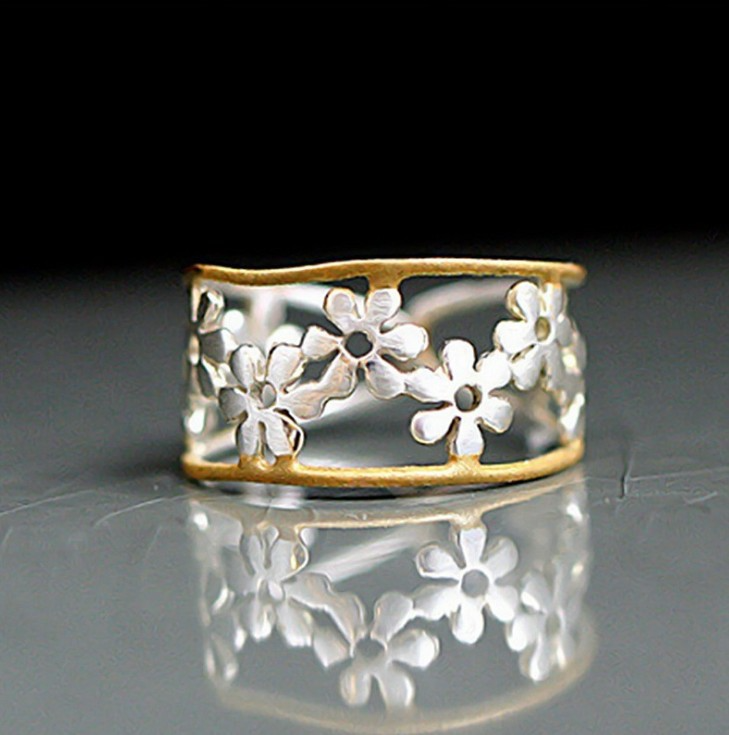 Sunflower ring with hollow design and unique Indian style