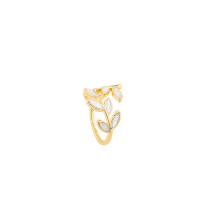 Adjustable ring with white oval leaf gold by Harley - an elegant addition to your style