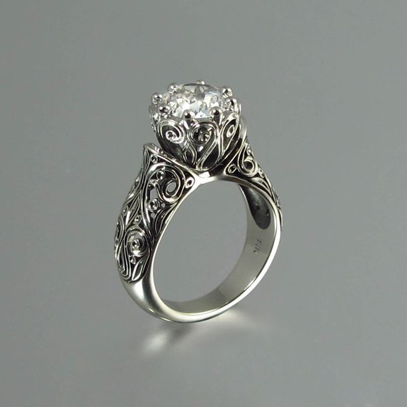 Elegant White Zirconia Ring Joanna - The Perfect Addition to Your Style