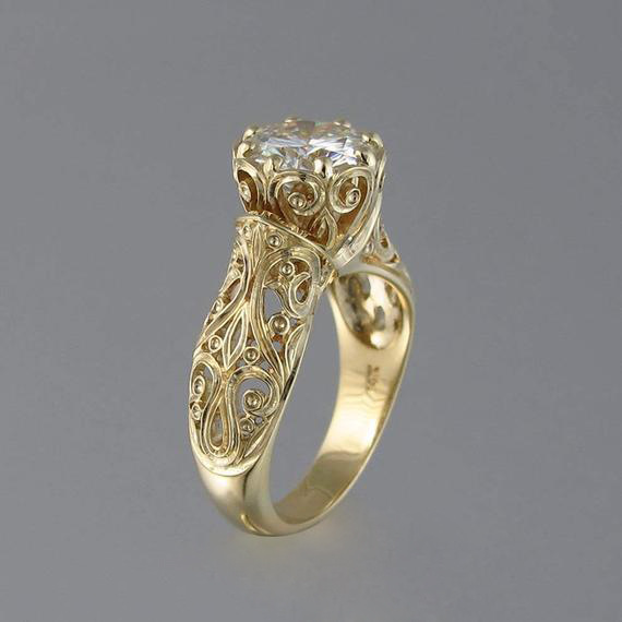 Elegant White Zirconia Ring Joanna - The Perfect Addition to Your Style