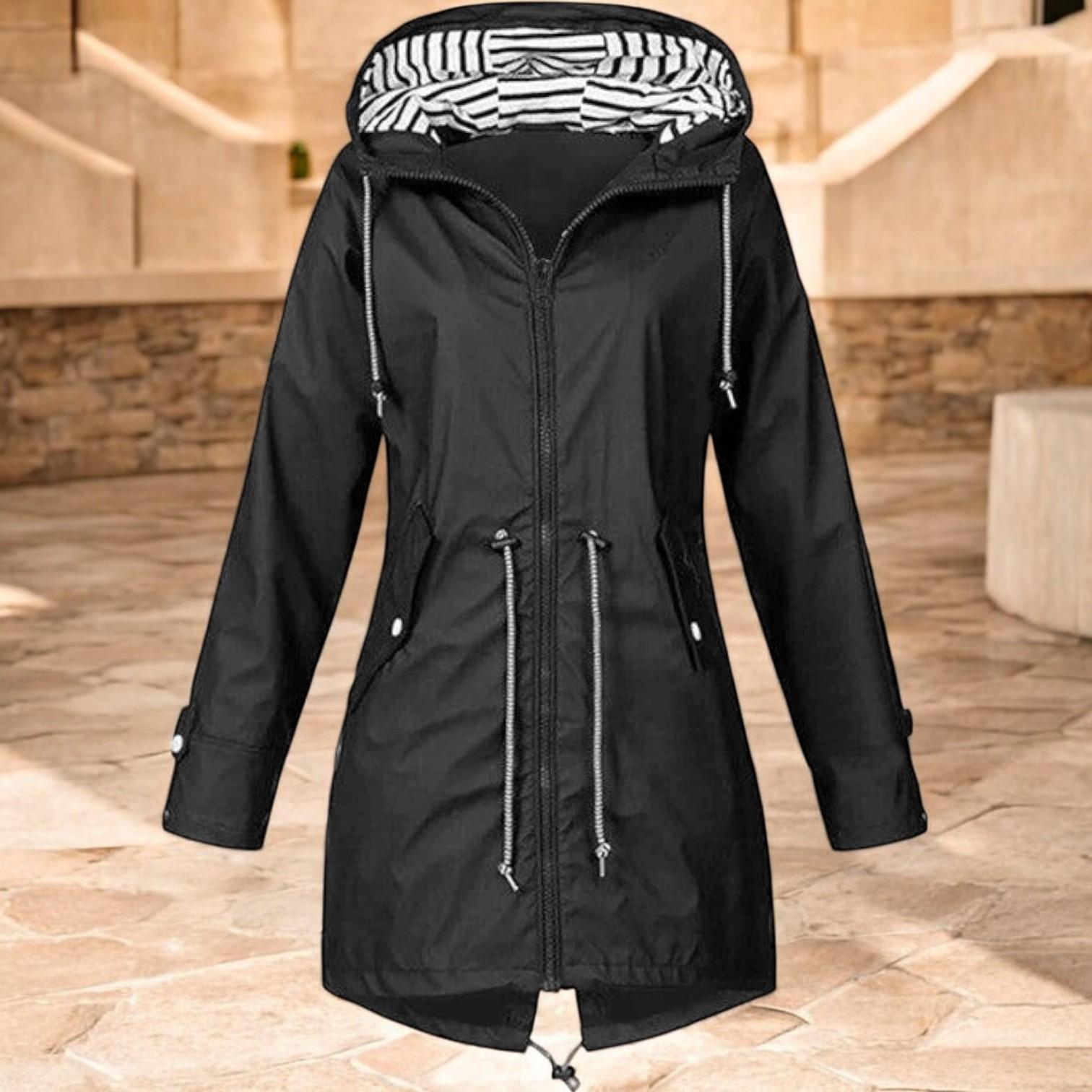 Lisa | Waterproof Rain Jacket with Practical Hood and Fashionable Look