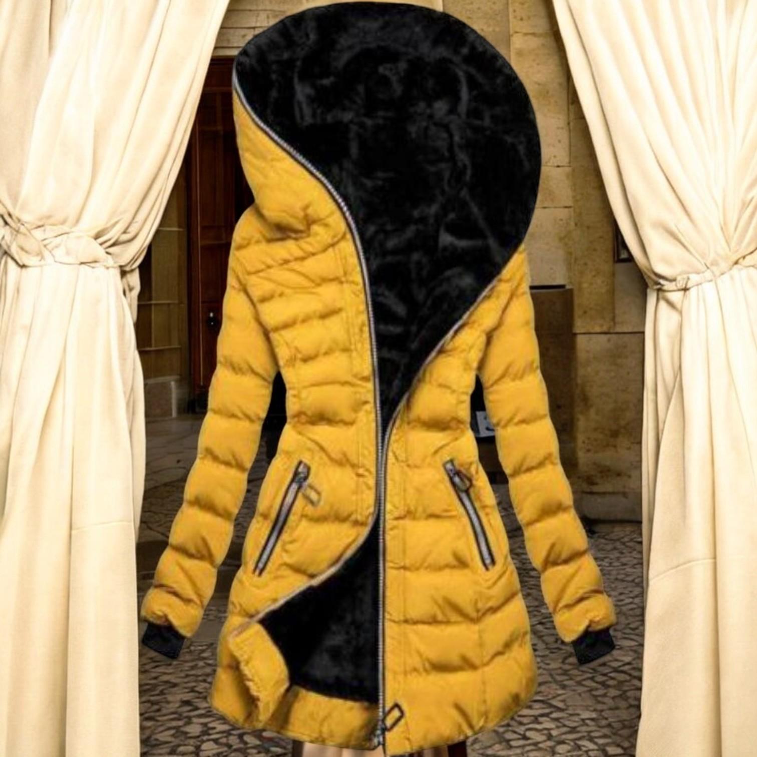 Long women's jacket with open zipper and hood – comfort and warmth for winter