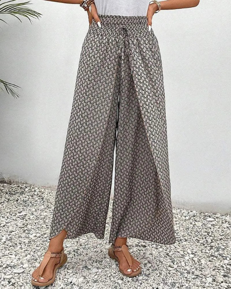 Perfect summer trousers for the Arab summer – comfortable design and a refreshing look