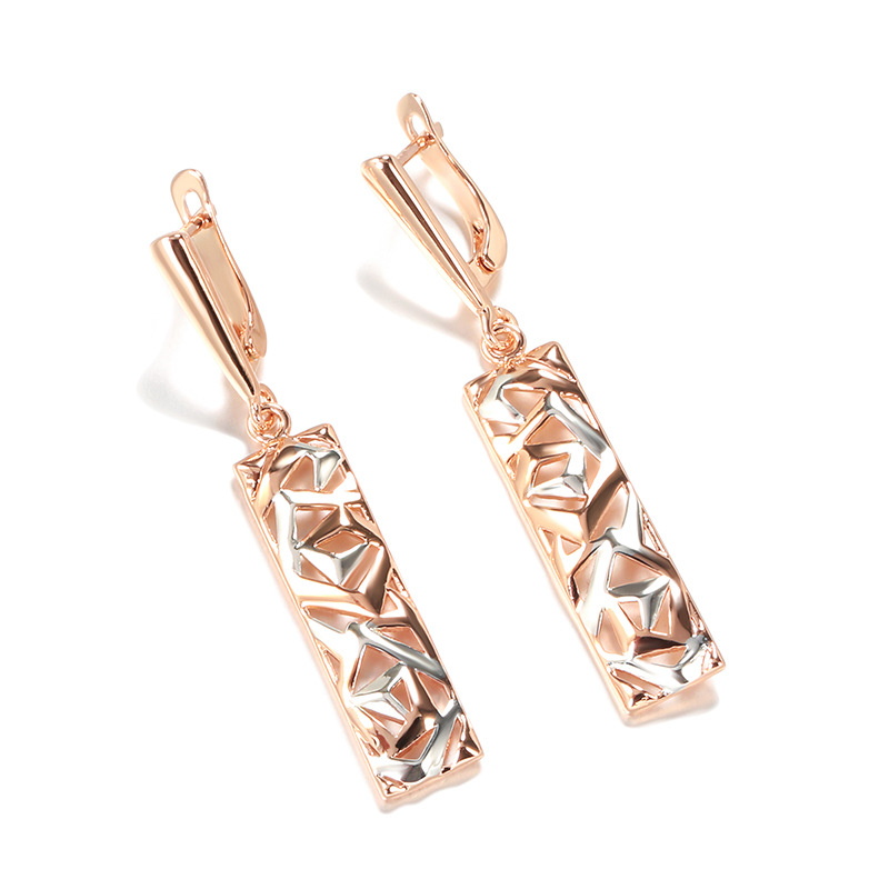 Henley - Elegant Square Earrings Combined with Gold and Silver for a Perfect Style