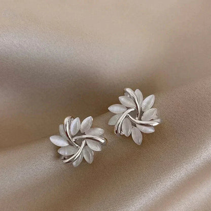 Elegant and Stunning Rectangular Cartilage Hoop Earrings in Gold Plating